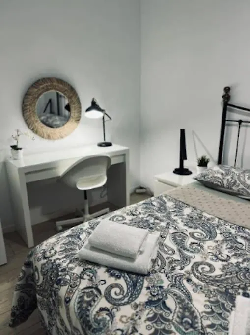 Poolside Paradise Apartment - Orlandito contacts