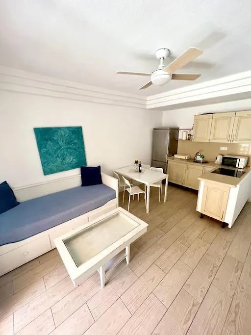 Poolside Paradise Apartment - Orlandito Costa Adeje  Španělsko